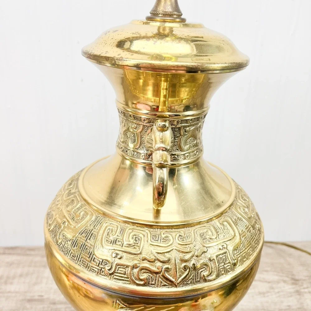 Vintage Brass table lamp w dragon handles James‎ Mont Asian style